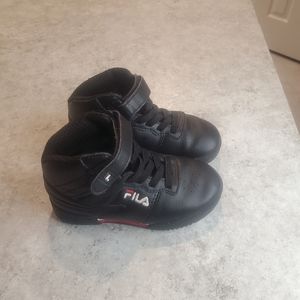 Fila size 9 black boys